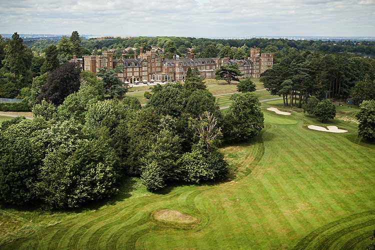 hotel drone photography - creation bureau